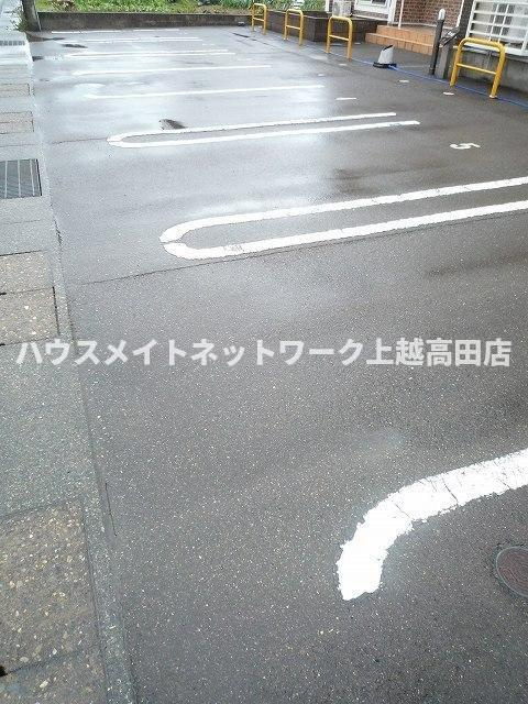 アルカンシェルＡの駐車場|駐車場