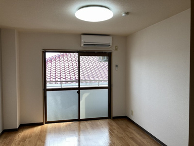 【居間・リビング】 | クロシオハイツV