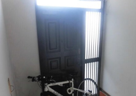 【アパート付中古】鶴ヶ島市脚折中古住宅の玄関