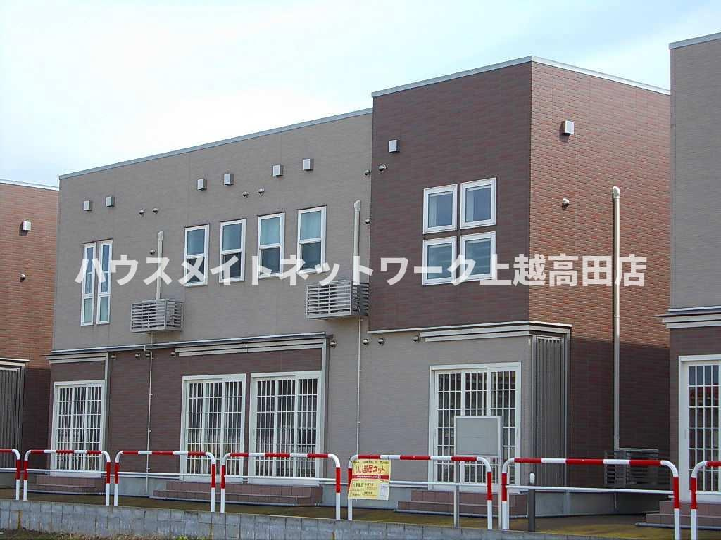 ヴィラ　アルモニーＢ