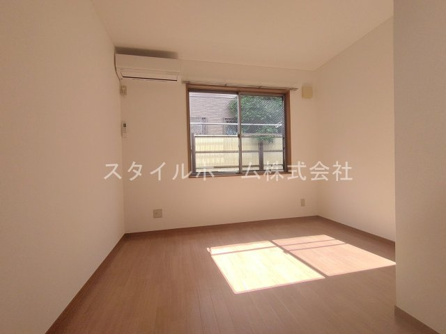 【居間・リビング】 | ラ・フローレンス岩屋 | イメージ写真です。