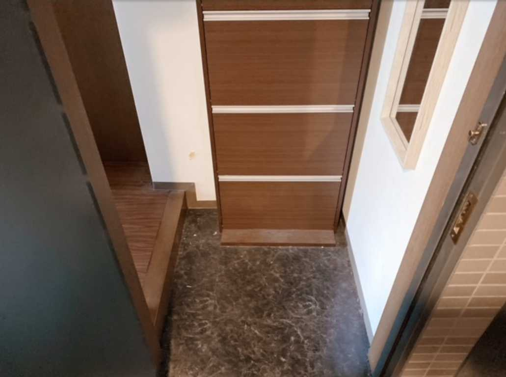 パークウェル三軒茶屋　分譲賃貸　南東角部屋　オートロックの玄関