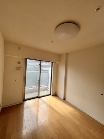 グローリオタワー巣鴨の洋室