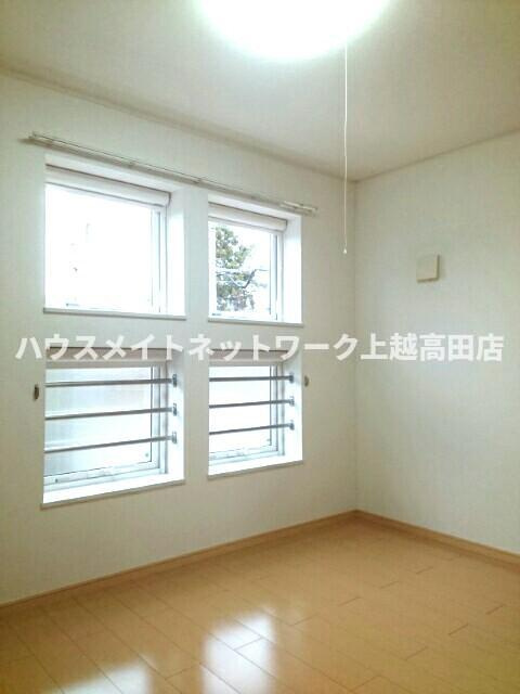 エレガンシア・ＫＯＫＵＨＵの内装|洋室