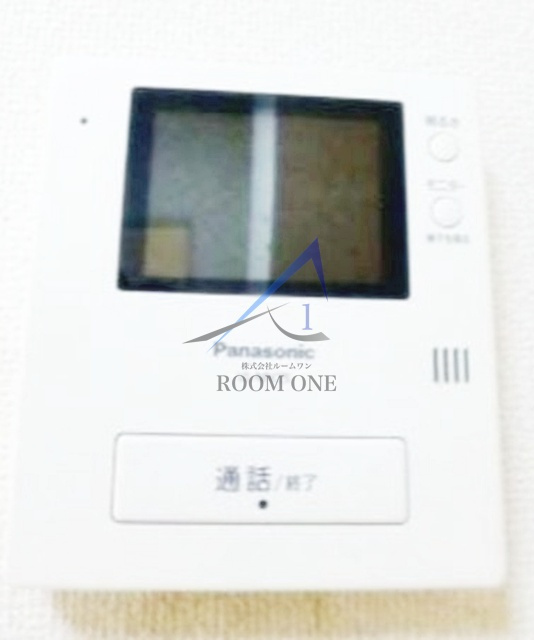 ミキハウスのセキュリティ|モニター付きインターホンです。