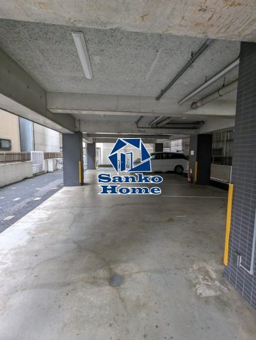 レジデンス錦糸町の駐車場