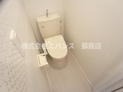 【トイレ】 | スマイル本千葉 | コンパクトで使いやすいトイレです