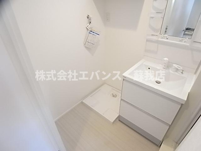 【洗面所】 | スマイル本千葉 | 広い洗面スペース
