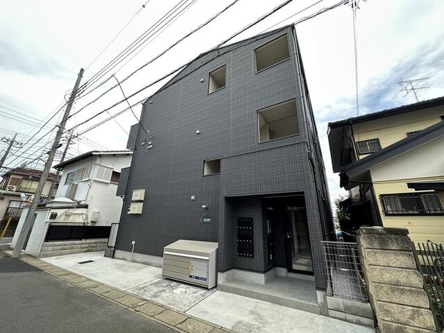 ＡＬＴＯ松戸のエントランス