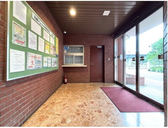 ★仲介手数料無料★日興パレス大森（耐震補強工事実施済み）のエントランス