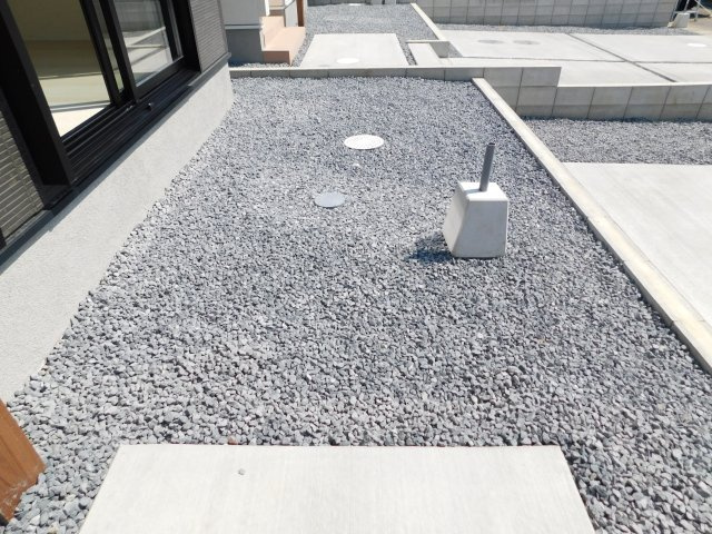 津島市江東町３丁目の新築一戸建の庭|◇庭◇　　南面で陽当り良好♪