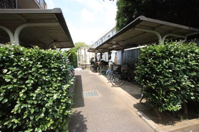 ★屋根付駐輪場★（空き状況・使用料等詳細はご確認下さい）
