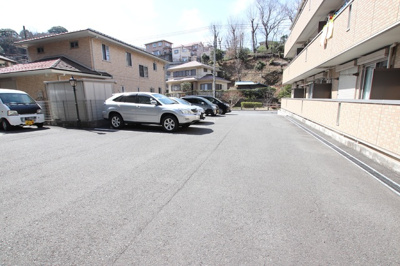 駐車場要空き確認