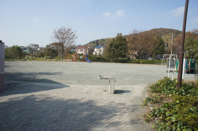 上郷六反町公園まで40ｍ