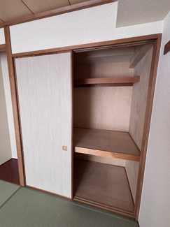 和室の押し入れ収納