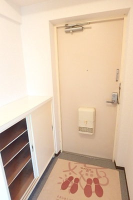 下駄箱がある玄関
