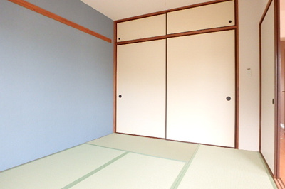 押入れがある和室6帖