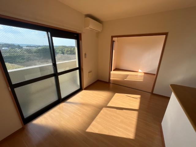 ヴァン・ベール居島の居間・リビング|リビング