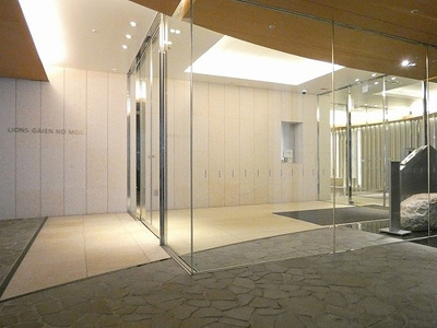 【エントランス】 | ライオンズ外苑の杜