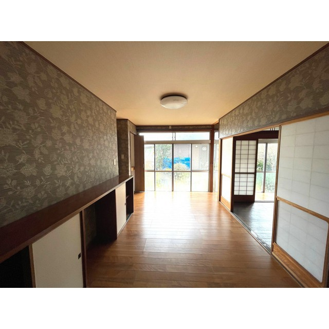 瑞穂市牛牧の一戸建ての居間・リビング