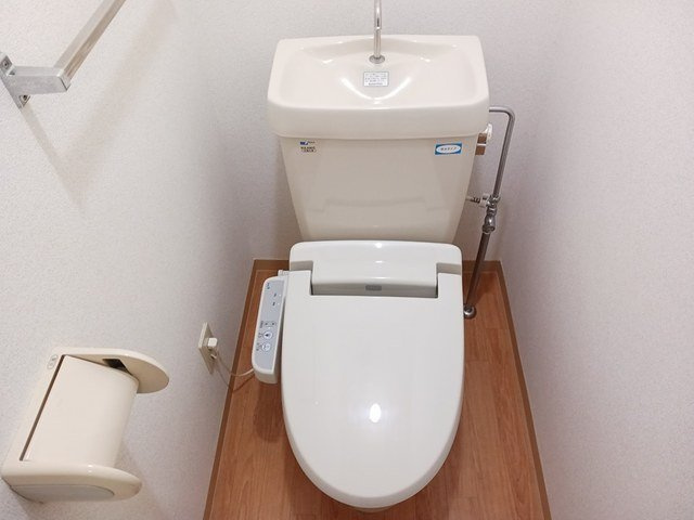 スウィートスクエアⅡのトイレ|落ち着いたトイレです