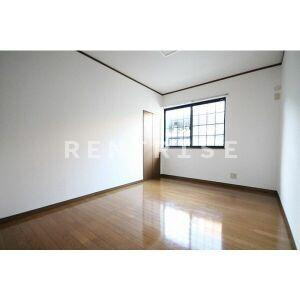 メゾネット旭の居間・リビング