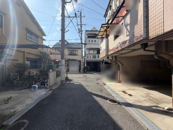 【前面道路含む現地写真】