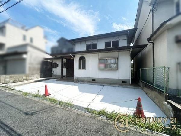 大和高田市礒野南町　一戸建のその他|■現地撮影写真■駐車スペース３台分完備！