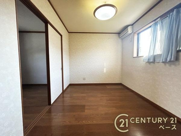 北葛城郡上牧町上牧　一戸建の洋室|■現地撮影写真■日当たりのよい明るい雰囲気の洋室です！