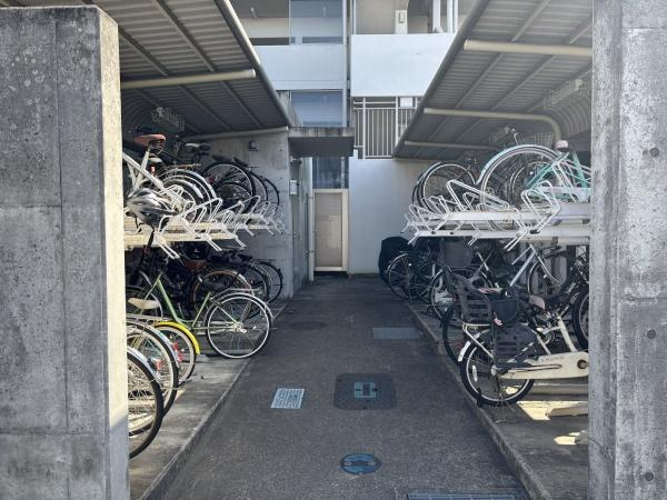 フレスト岡崎井田町のその他共用部分|駐輪場です。