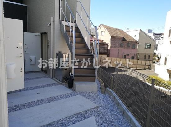 ガーデンテラス三軒茶屋のエントランス