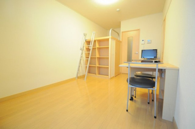 【居間・リビング】 | レオパレスＮＳクロスＢ