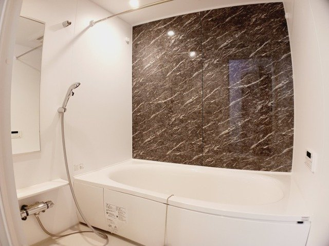 グランシャトー武蔵藤沢Ｂの浴室