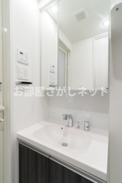 Ｕｒｂａｎ　Ｌｉｎｋ神奈川新町【おとり物件なし】#学生・社会人にオススメ！初期費用分割払いOK！の洗面所|※写真は同タイプ住戸です。