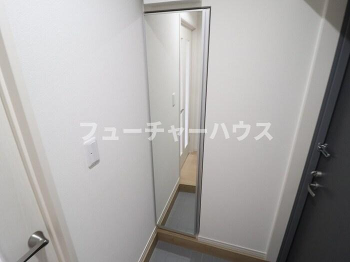 アーバニズム小美玉レジデンスの玄関