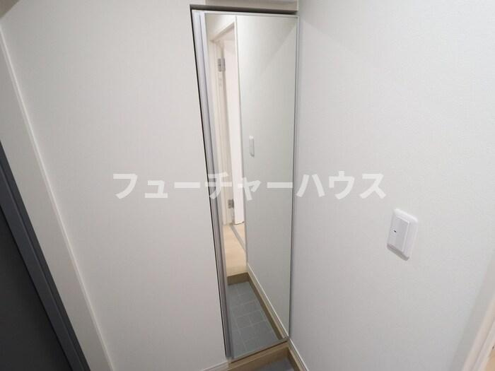アーバニズム小美玉レジデンスの玄関