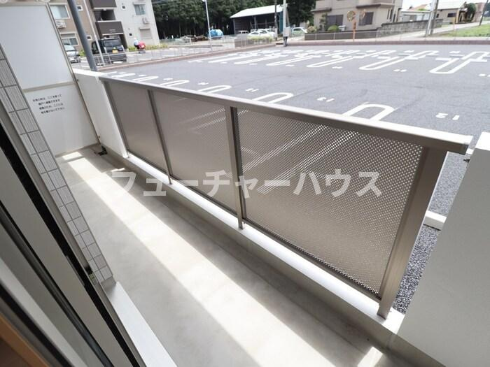 アーバニズム小美玉レジデンスのバルコニー