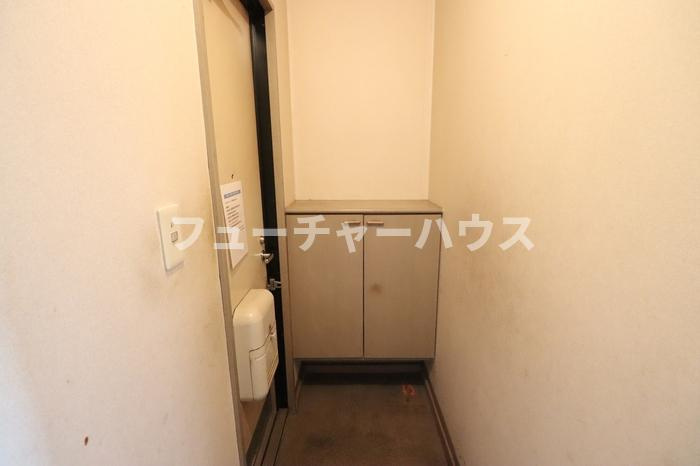 エレファントファイブの玄関