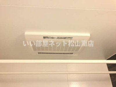  | ローズガーデン三上
