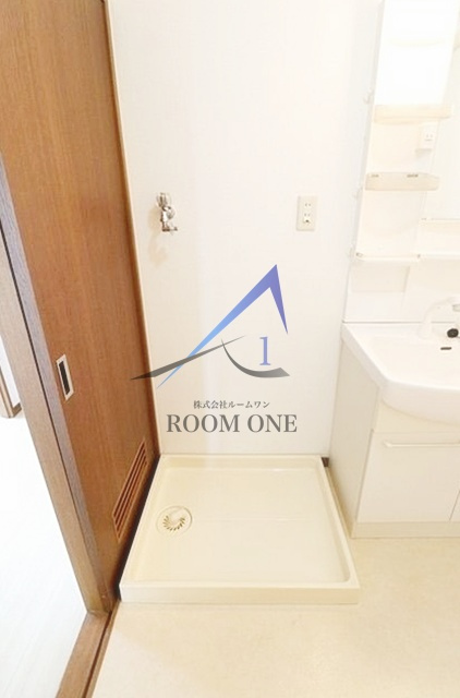 ドミール・エスポワールの設備|洗濯機置き場です。