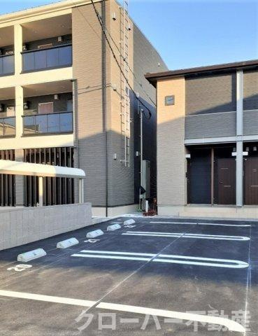 ザ・ビレッジグリーン宇多津Ⅲの駐車場