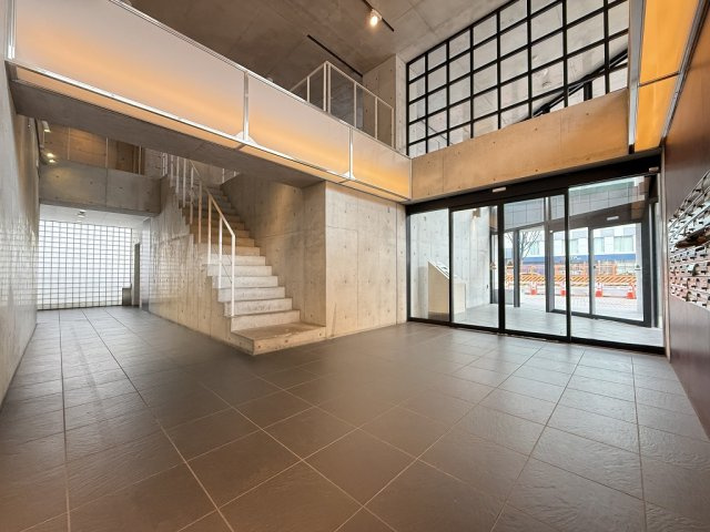 【ロビー】スクエア名駅南