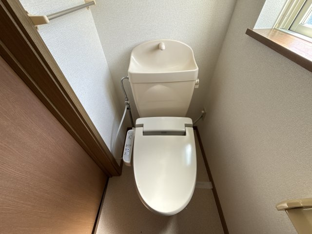 サン・フロールのトイレ