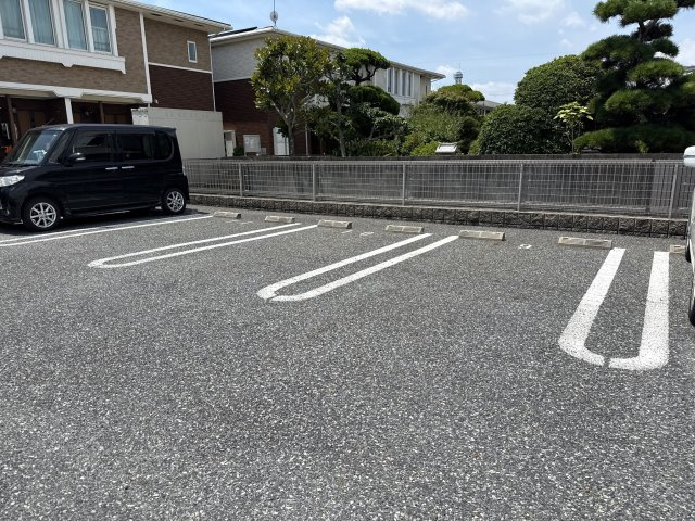 エステート　社Ⅰの駐車場