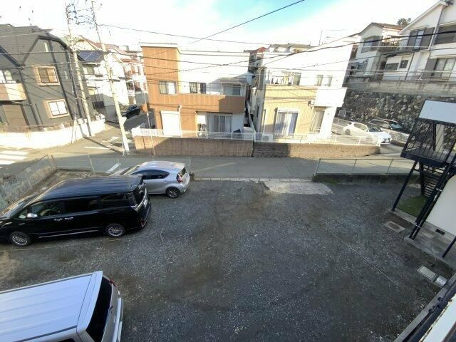 第１・２澄奈ハイツの駐車場