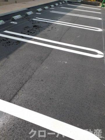 ルーベル宇多津ⅡＣの駐車場