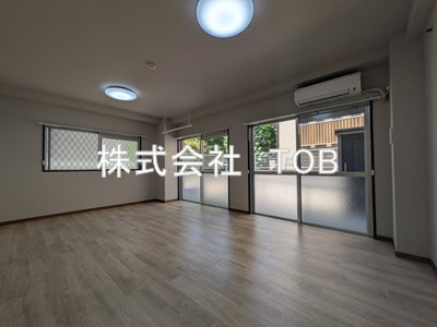 【洋室】 | パセオモリ-定期借家契約2年（再契約可）- | 洋室10帖