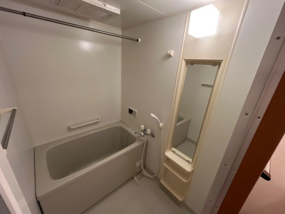 【浴室】 | ガーデンハイム参番館 | 追い焚き機能付き