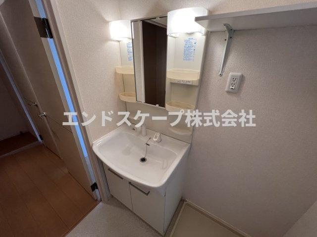 プリムヴェールの独立洗面台|高崎、前橋のお部屋探しはエンドスケープまで！お客様の理想お聞かせ下さい♪