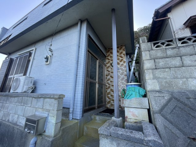 和田町仁我浦の外観